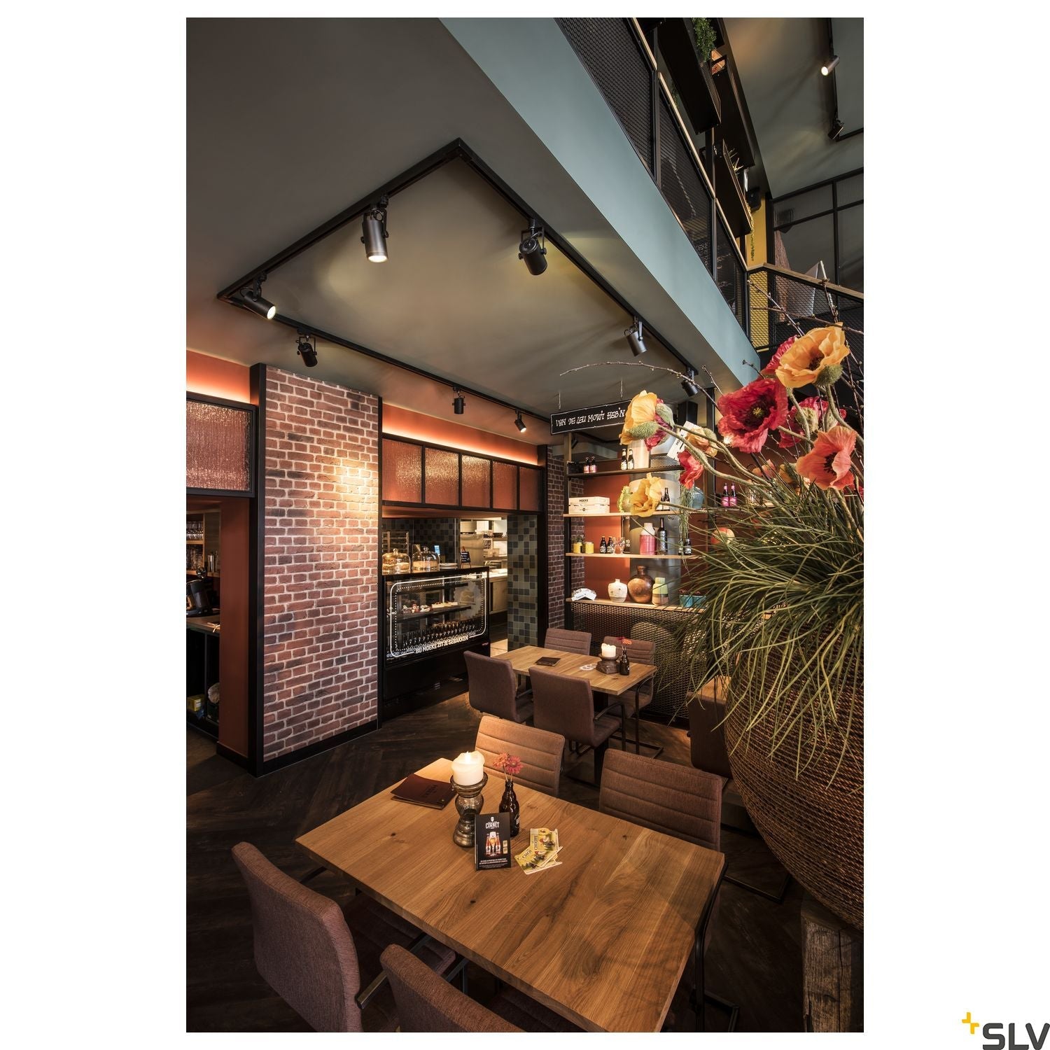 3 Circuit Black Euro Track Spot- SLV