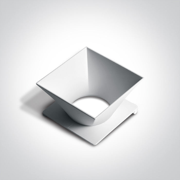 One Light 050098/W WHITE REFLECTOR FOR 50105RM