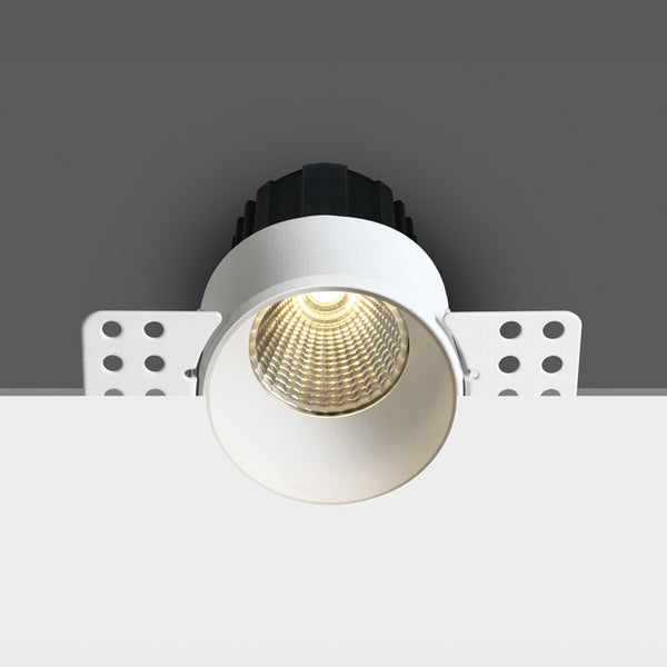 One Light 10112BTR/W/W WHITE COB LED 12W WW 40deg 700mA 2-STEP TRIMLESS DARK LIGHT