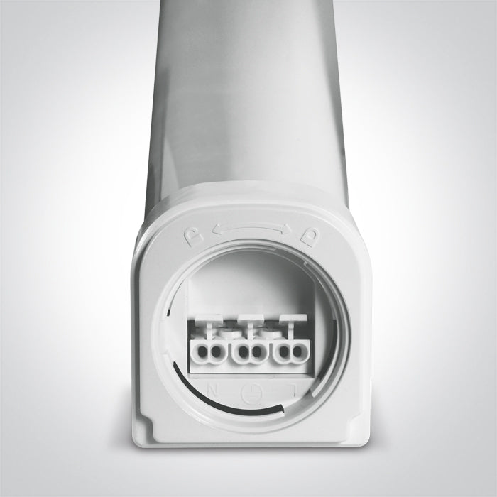 One Light 38130LB/V 30W CCTV 1210mm IP66 230V