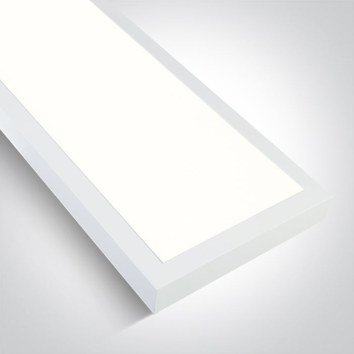 One Light 62140BFU/W/V WHITE 15x120 30W CCTV UGR19 IP20 230V BACKLIT