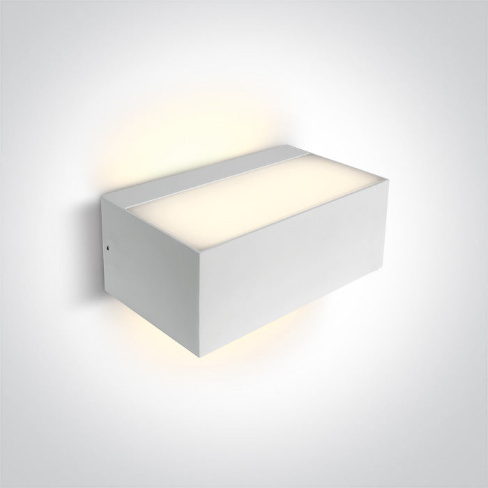 One Light 67518/W WHITE E27 WALL LIGHT 12W IP65 100-240V
