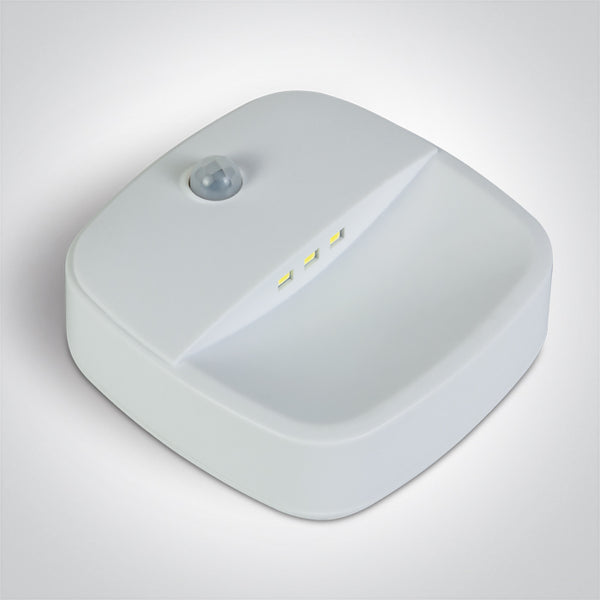 One Light 70044 WHITE LED 0.5W WW MOTION SENSOR NIGHT LIGHT