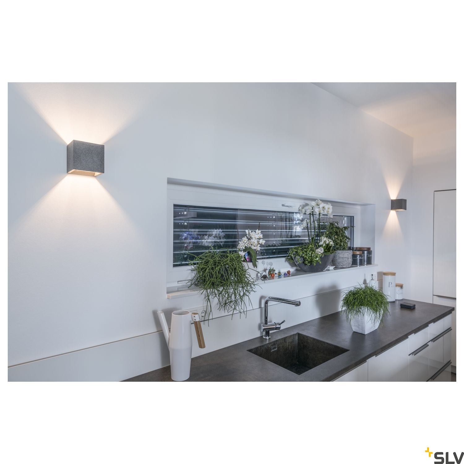 SLV SOLID CUBE Wall luminaire, QT14, black sandstone, max. 25W 1000911