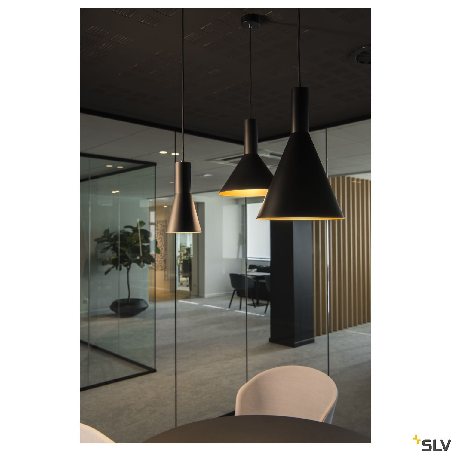 SLV PHELIA 280 E27 pendant light black/gold 1002950