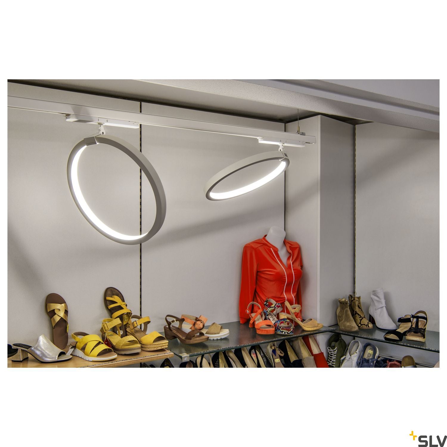 SLV 3~ ONE 40 TRACK DALI 3 phase System light white 4000K 1004772