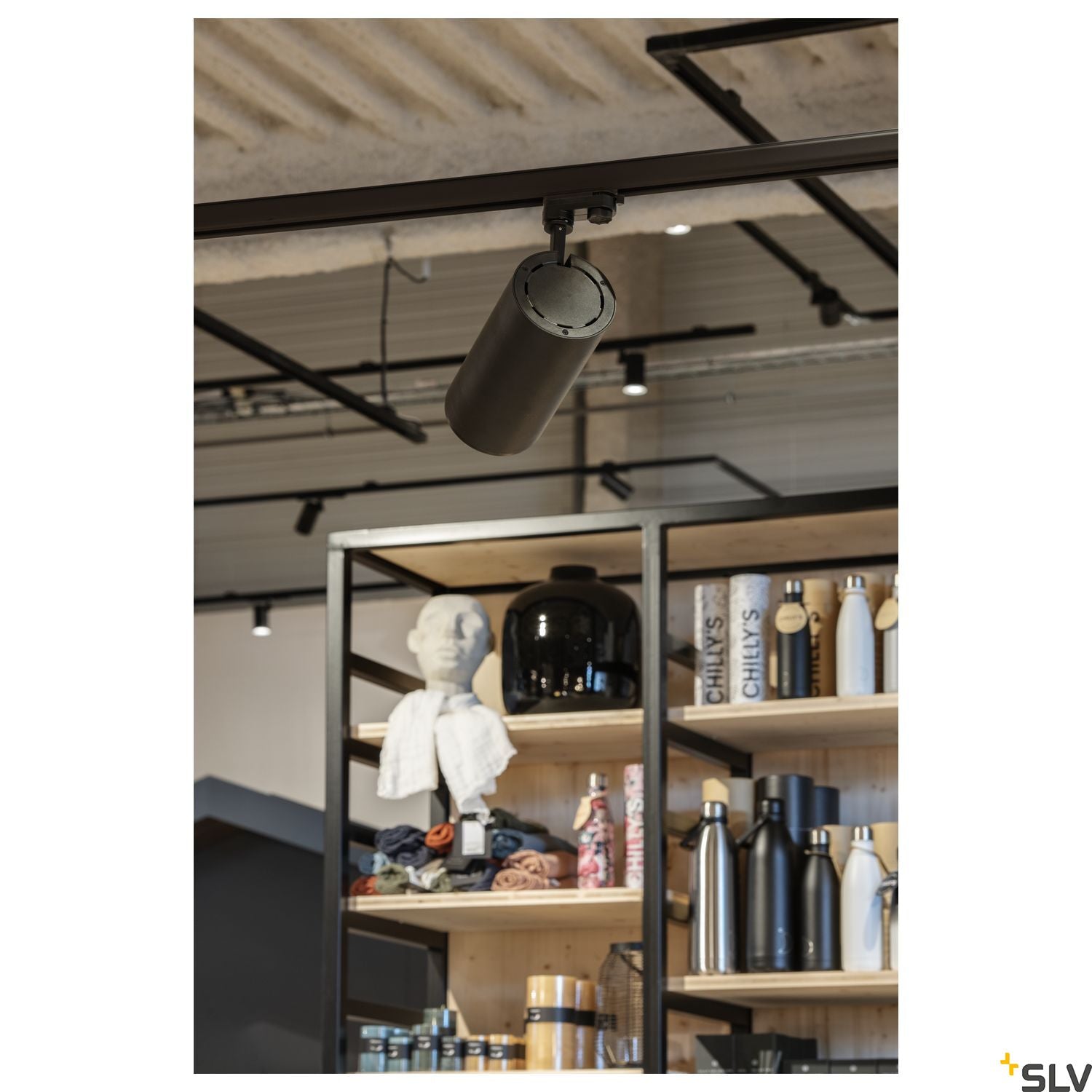 SLV NUMINOS Dimmable, black 3-phase spot, 36W 3000K 24° 1005729