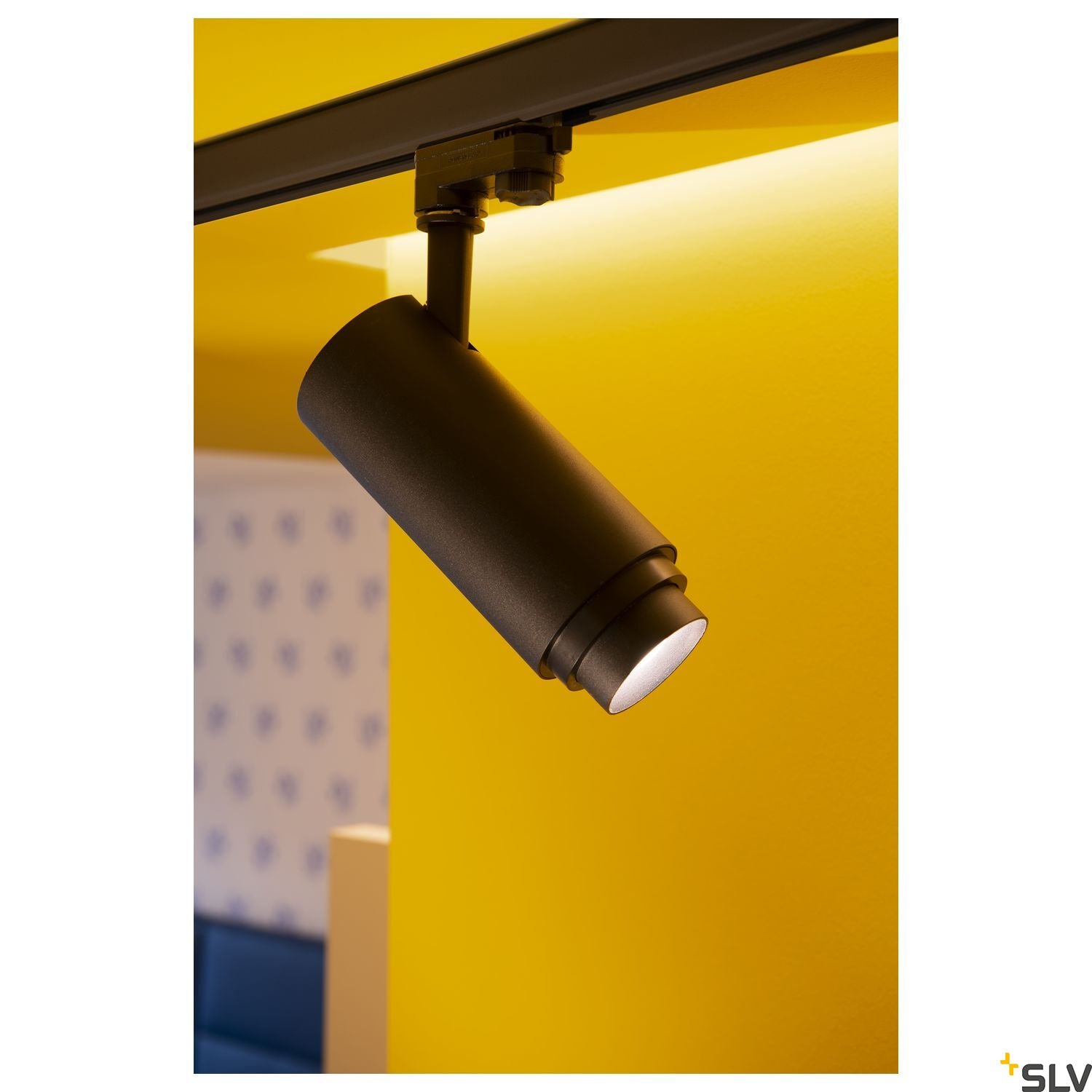 SLV NUMINOS® ZOOM Dimmable, black 3-phase spot, 20W 4000K 15-60° 1006112