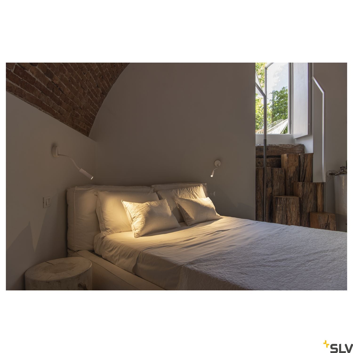 SLV KARPO GOOSE, white wall-mounted light, 5.8W 3000K 40° 1006161
