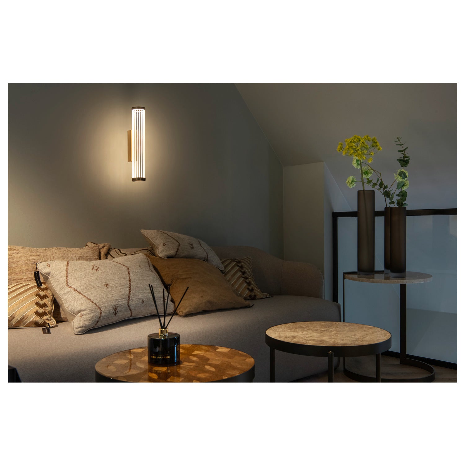 SLV QUIMERA, wall-mounted light, 2700/3000 K, PHASE, brushed brass 1008036
