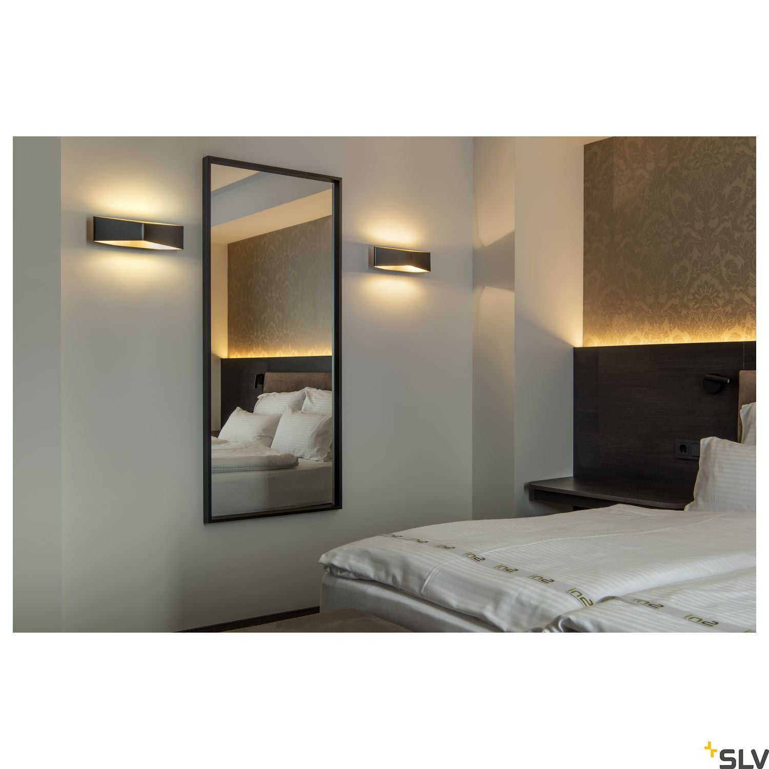 SLV BIG CARISO LED wall light 2, black/ brass 2x 9W LED, 3000K 151740
