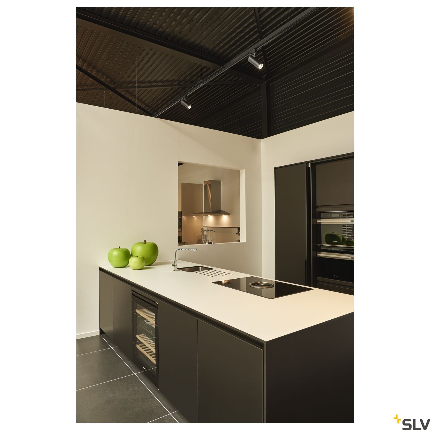 SLV HELIA 50 LED Spot for 3 circuit High-voltage Track System, 3000K, black, 35°, incl. 3 circuit adapter 152960