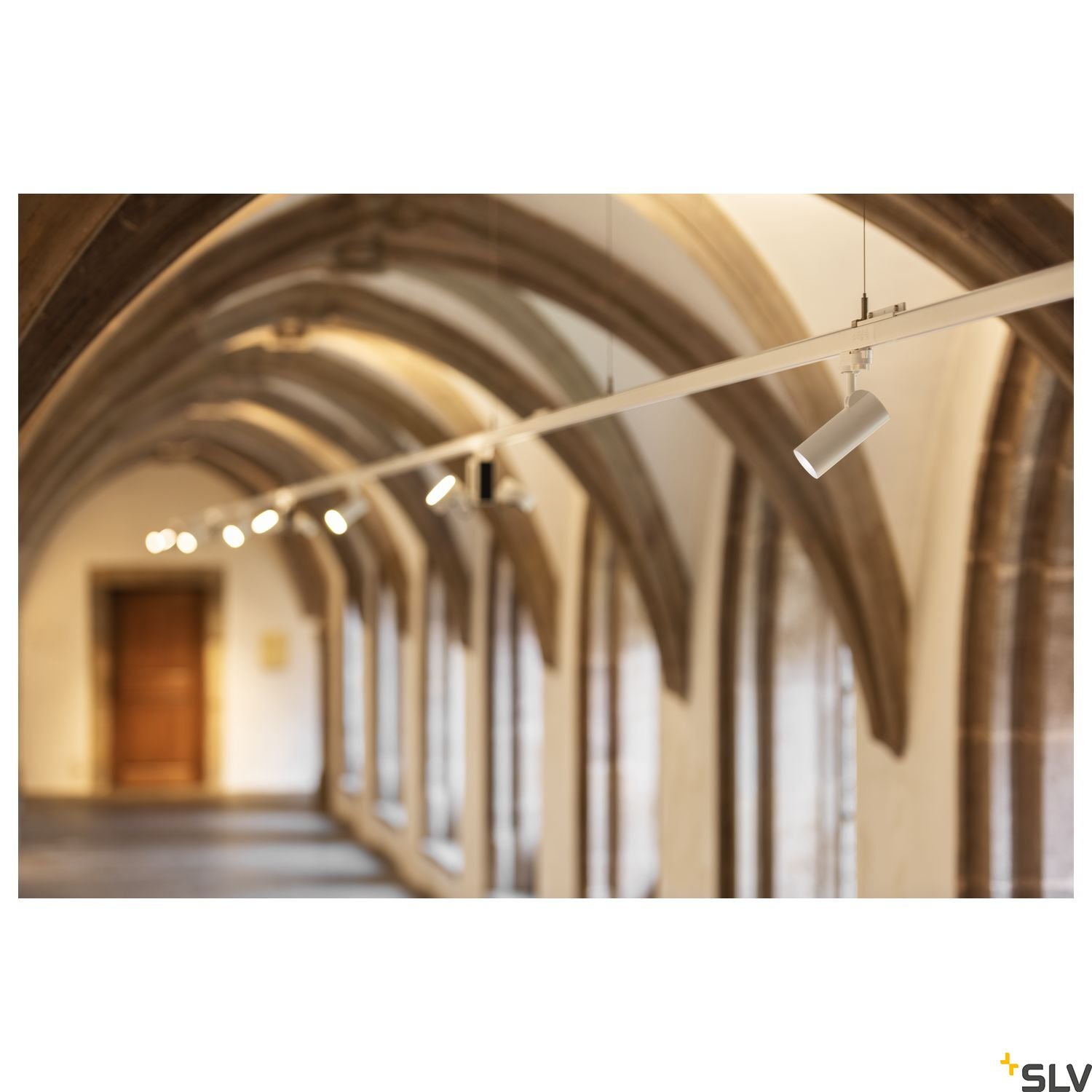 SLV HELIA 50 LED Spot for 3 circuit High-voltage Track System, 3000K, white, 35°, incl. 3 circuit adapter 152961