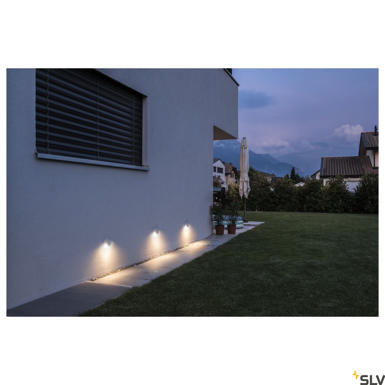 SLV PEMA LED wall light, white, 3.3W LED, 3000K, IP44 231010