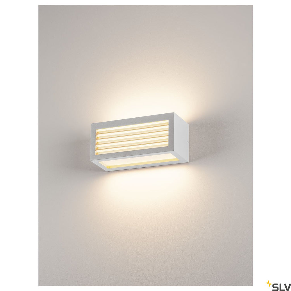SLV BOX-L E27 wall light, square, white, E27, max. 18W, IP44 232491